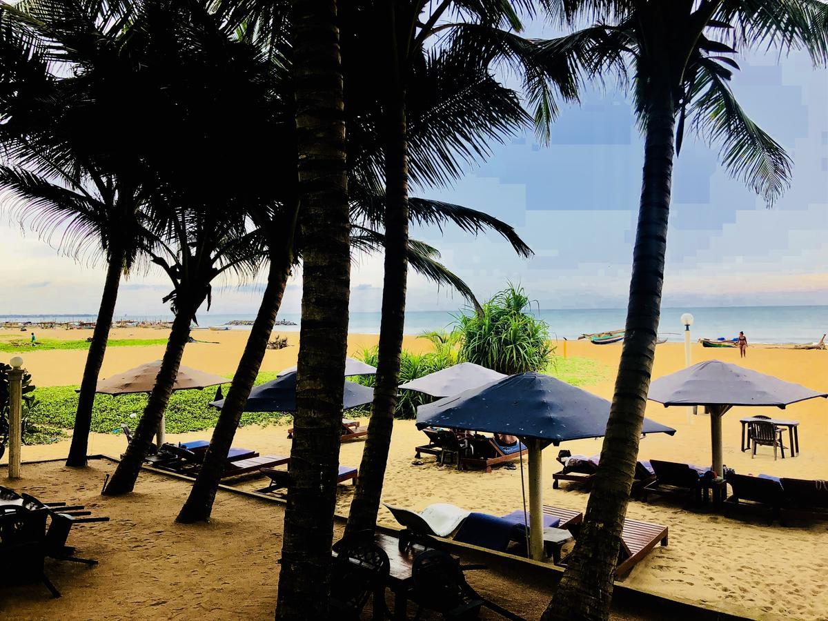 Lanka Beach Hotel Ettukala Buitenkant foto