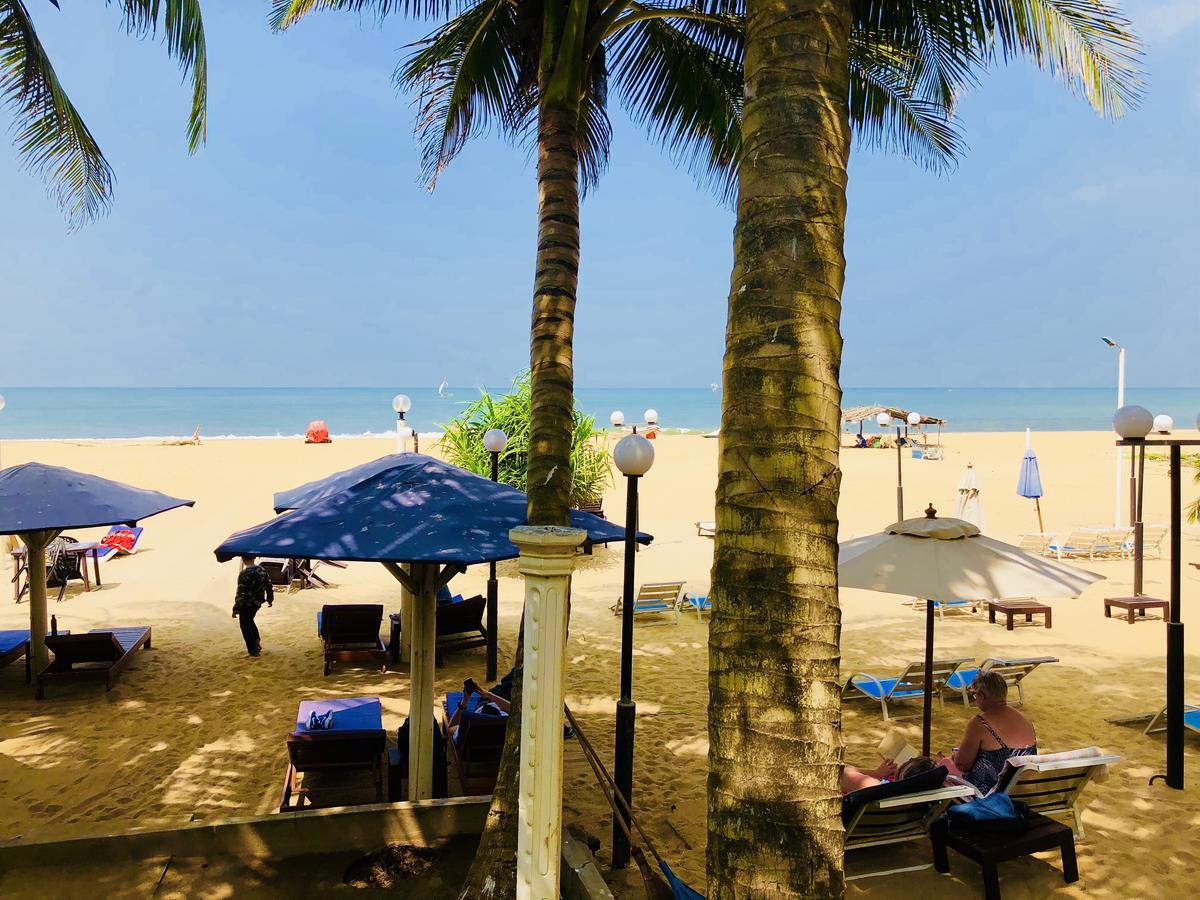 Lanka Beach Hotel Ettukala Buitenkant foto