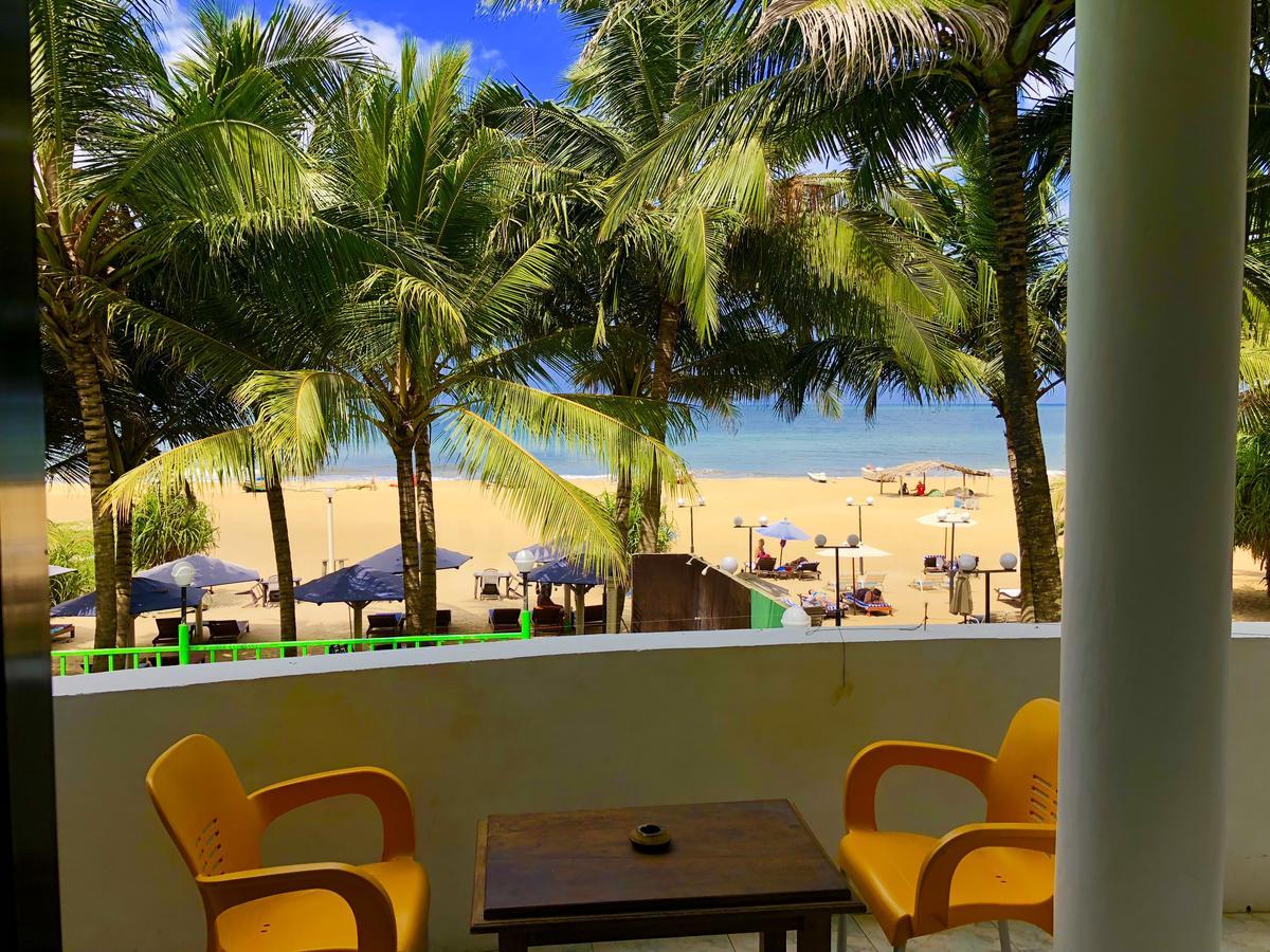 Lanka Beach Hotel Ettukala Buitenkant foto