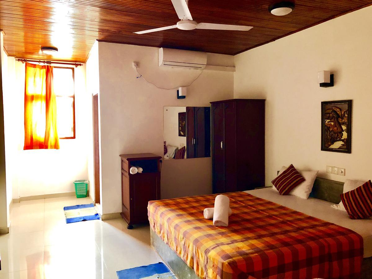 Lanka Beach Hotel Ettukala Buitenkant foto